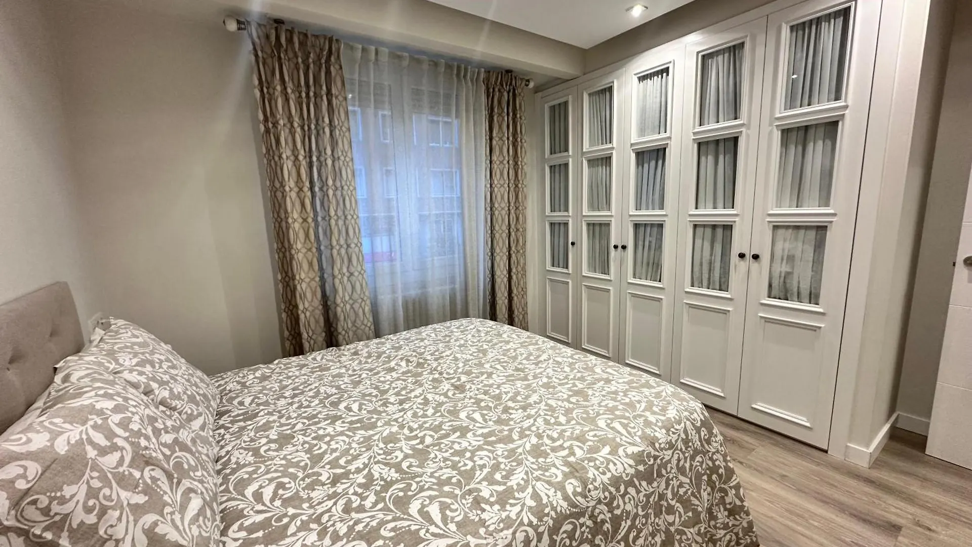 Διαμέρισμα Encantador Apartamento En El Centro De Bilbao Con Parking Opcional